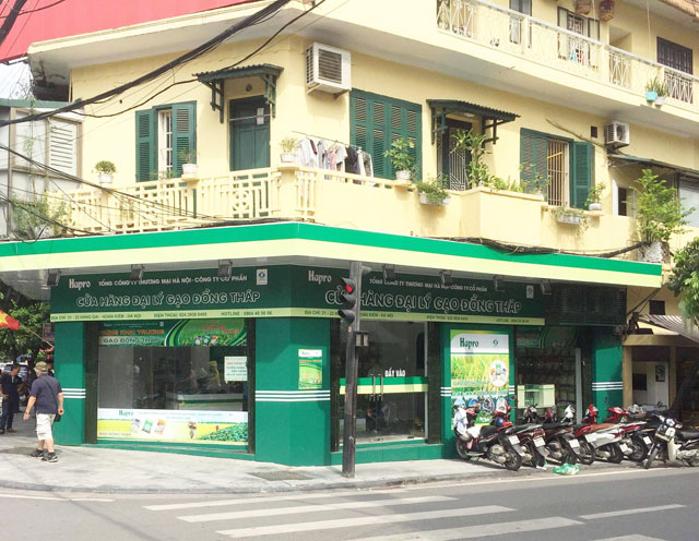 Một cửa hàng Gạo Hapro Đồng Tháp vừa được mở cửa, phục vụ người tiêu dùng Thủ đô