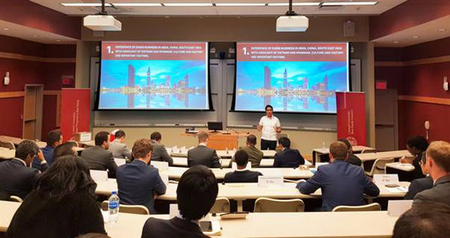 Hội thảo Kinh doanh tại châu Á với Giảng viên khách mời danh dự Michael Dang và Dean's Distinguished Lecture tại Đại học Cornell (HoaKỳ)