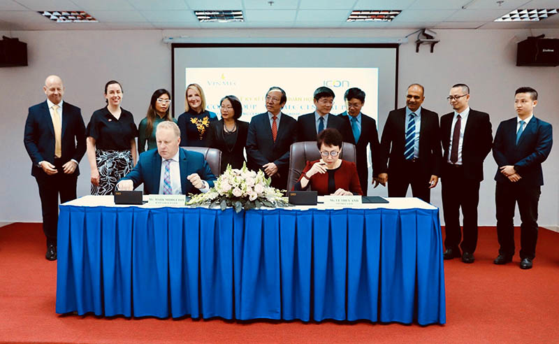 Bệnh viện Vinmec Central Park và Tập đoàn ICON chính thức hợp tác, cùng nhau xác lập một chuẩn mực mới về điều trị và chăm sóc bệnh nhân ung thư ở Việt Nam