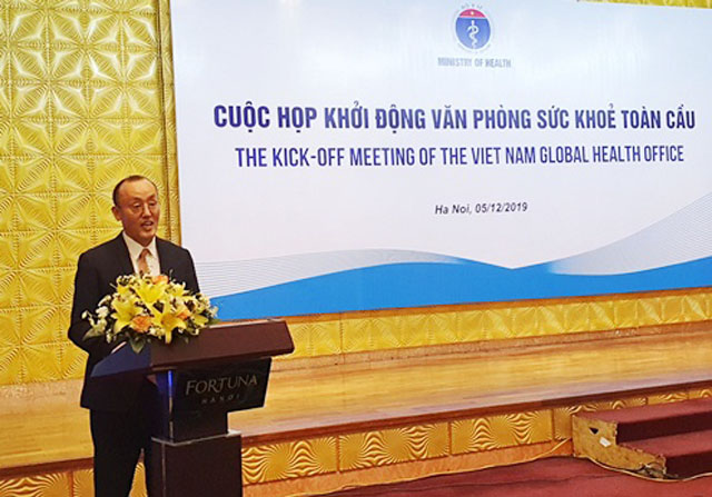 TS. Kidong Park, Trưởng Đại diện WHO tại Việt Nam phát biểu tại cuộc họp