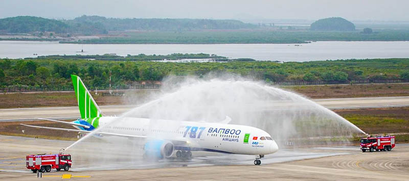 Lễ chào đón máy máy Boeing 787-9 Dreamliner đầu tiên của Bamboo Airways tại Cảng hàng không Vân Đồn (tỉnh Quảng Ninh)