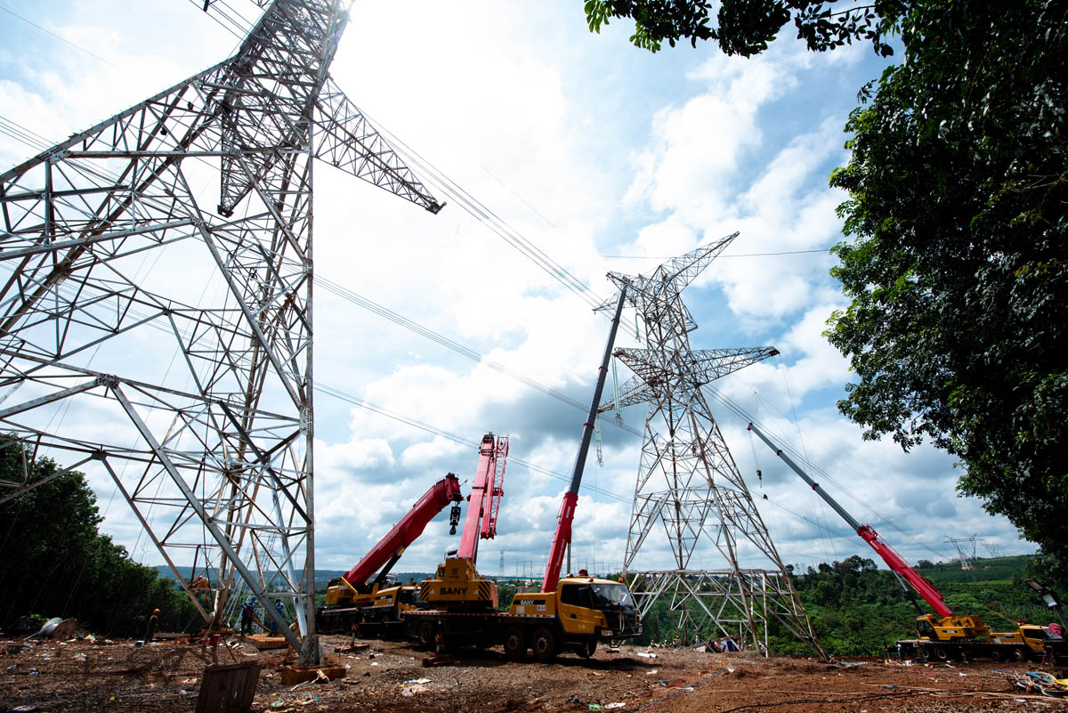 Dự án Nhà máy điện gió Ea Nam 400 MW kết hợp Trạm biến áp và đường dây 450MVA/500kV ngoài việc đấu nối chuyển tiếp lên đường dây 500KV Pleiku - Di Linh đã đi vào vận hành