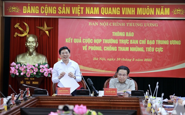 Các đồng chí Đặng Văn Dũng, Phó trưởng Ban; Nguyễn Văn Yên, Phó Trưởng Ban Nội chính Trung ương chủ trì buổi làm việc