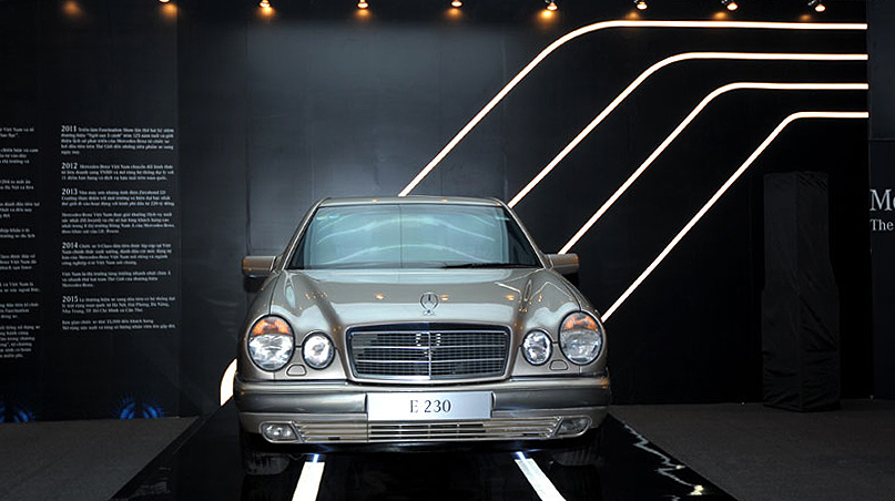 Chiếc Mercedes E230 đầu tiên được lắp ráp tại VN. 