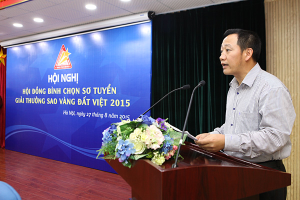Ông Trịnh Đình Quân - Chủ tịch hội doanh nhân trẻ phát biểu khai mạc