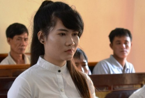 Hoa khôi Mai Thị Huyền vừa lĩnh án 13 năm tù tội "lừa đảo chiếm đoạt tài sản"