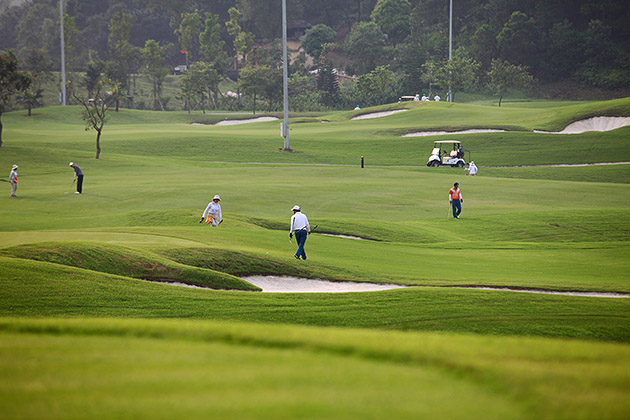 Khách chơi golf luôn là đối tượng mang lại nguồn thu lớn cho du lịch