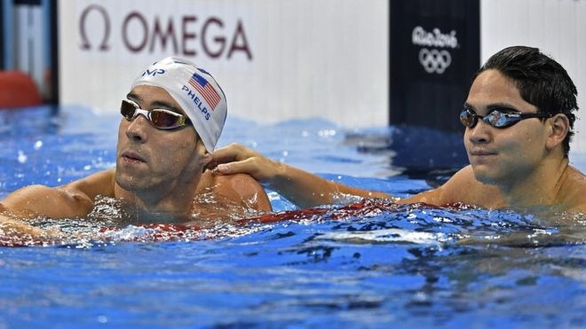 Joseph Schooling và Michael Phelps (Nguồn: BBC)