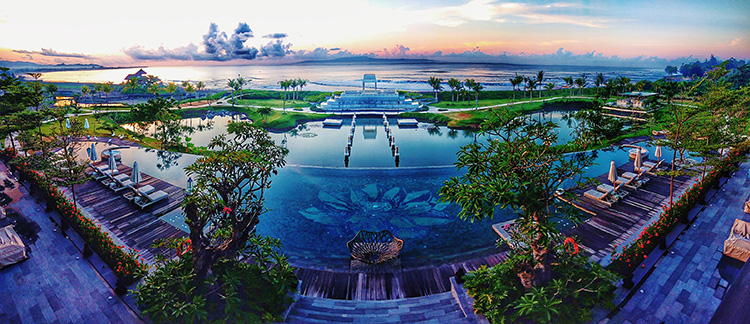 Bãi biển Bali nhìn từ Khách Sạn