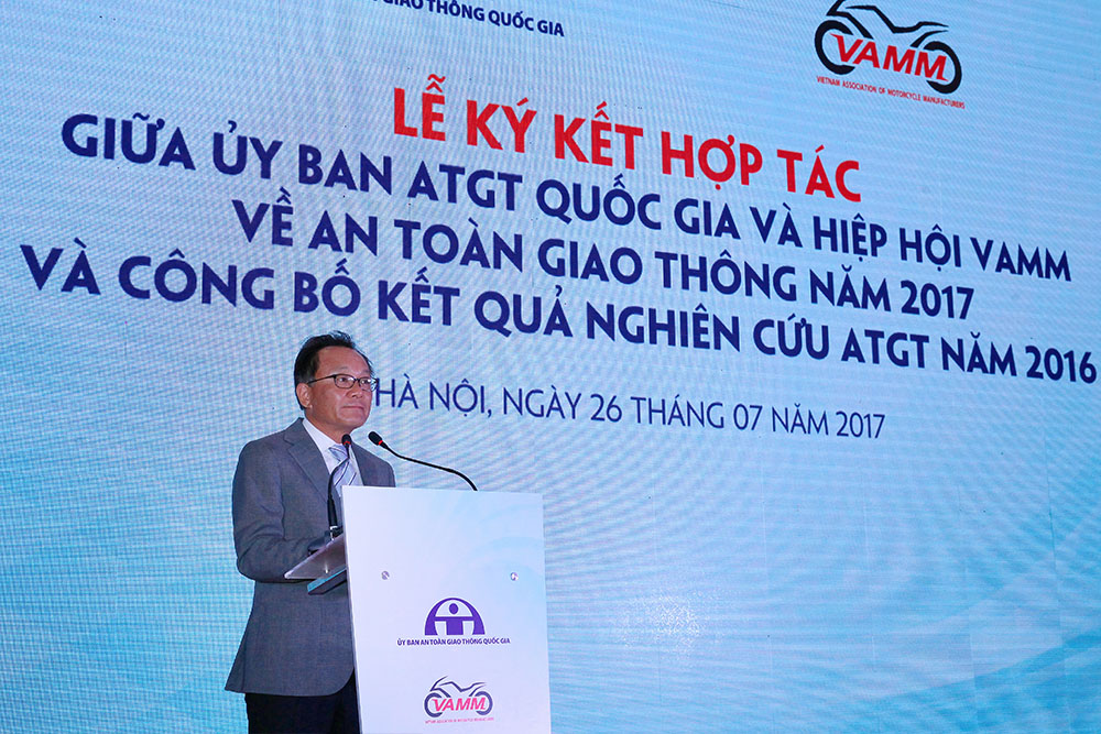 Ông Yano Takeshi, Chủ tịch Hiệp hội các nhà sản xuất xe máy Việt Nam nhìn nhận: 