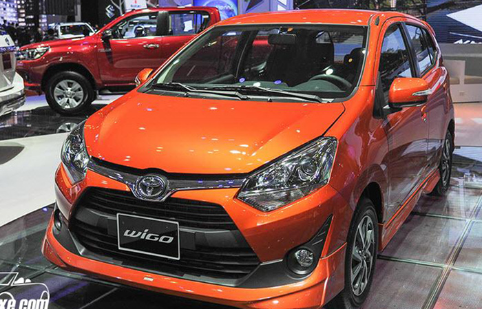 Toyota Wigo đang được nhiều đại lý chào bán với mức giá từ 310-410 triệu đồng.