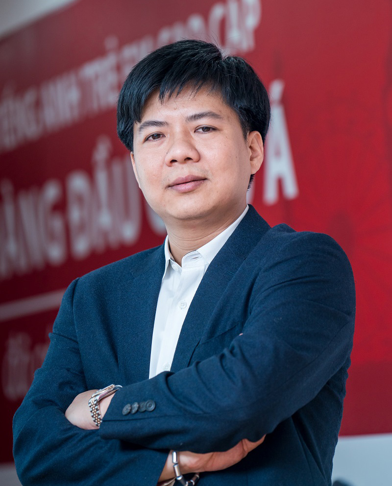 Ông Nguyễn Ngọc Thuỷ- người sáng lập chuối Trung tâm Tiếng Anh Apax, đơn vị tiên phong ứng dụng công nghệ 4.0 trong giáo dục
