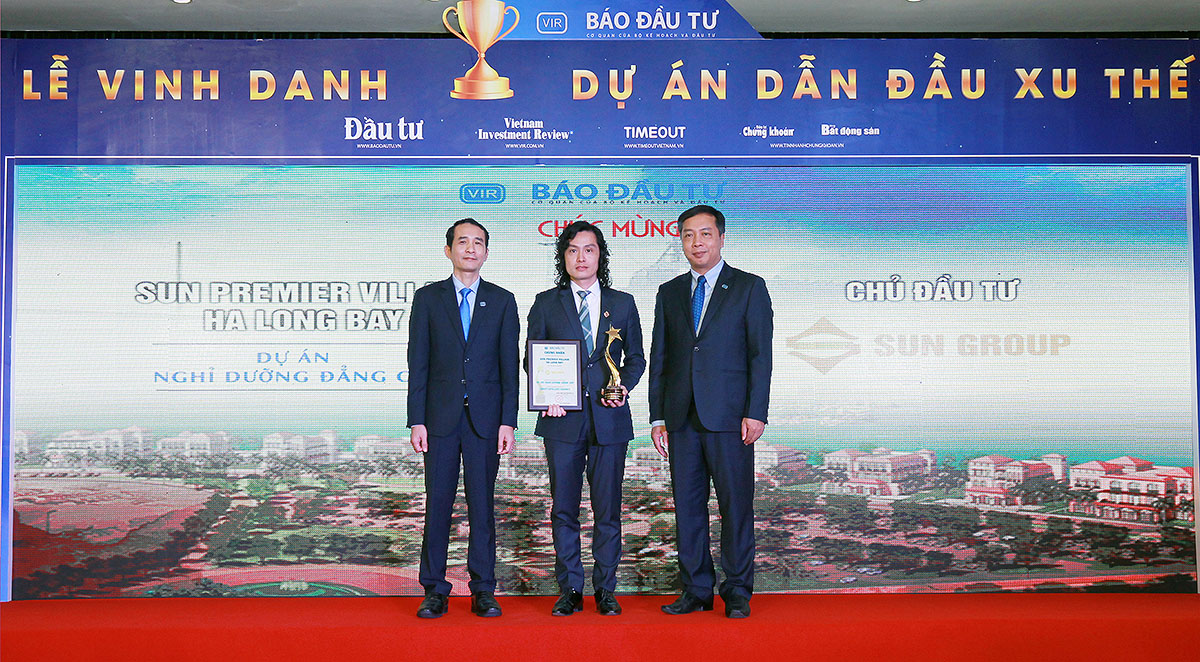 Ông Lưu Danh Đức, Phó tổng giám đốc Tập đoàn Sun Group nhận giải với 2 Dự án: Sun Premier Village Ha Long Bay (Quảng Ninh) và Premier Village Phu Quoc (Phú Quốc).