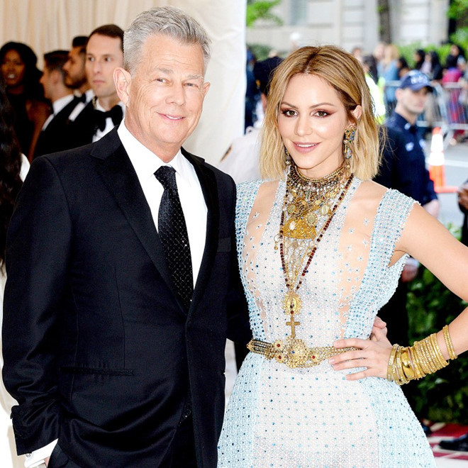 Vợ chồng David Foster tại sự kiện Met gala 2018.