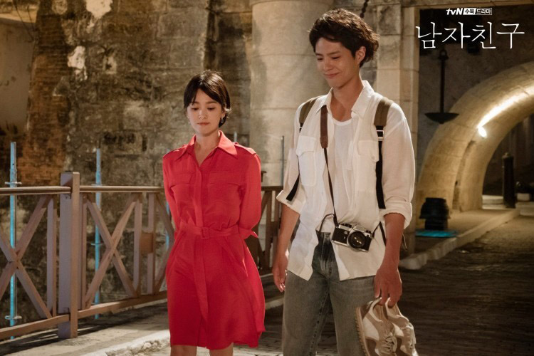 Park Bo Gum và Song Hye Kyo trong phim Encounter (Gặp Gỡ). Ảnh: Xuehua