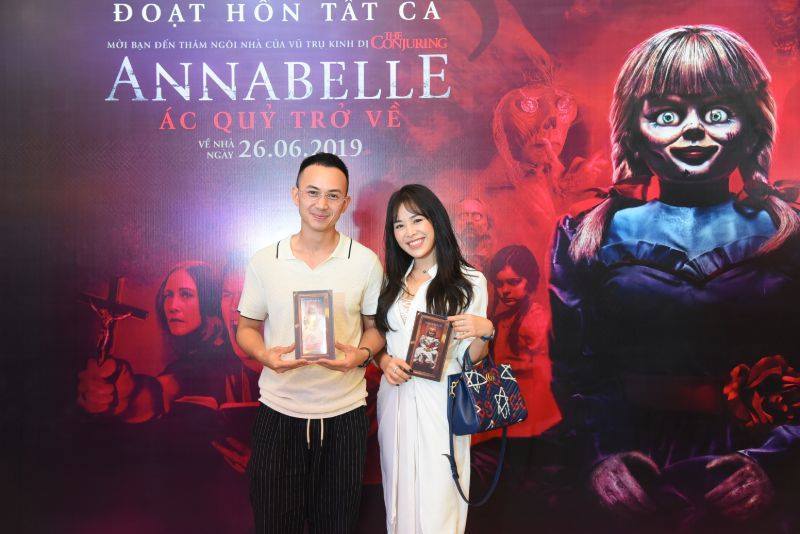 Mới đây Anh Vũ bất ngờ dẫn bạn gái mới tới dự buổi ra mắt phim 'Annabelle' tại Hà Nội nhưng không chia sẻ bất cứ thông tin nào về người mới. 