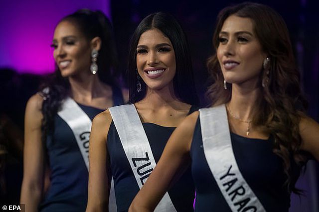 Các thí sinh tham dự cuộc thi Hoa hậu Venezuela