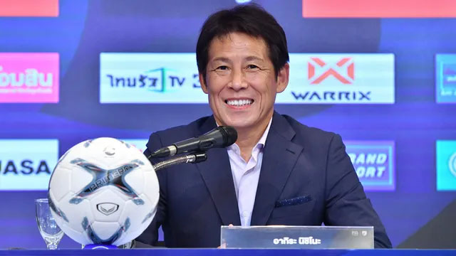 HLV Akira Nishino yêu cầu tổ chức trận giao hữu kín trước thềm trận đấu với đội tuyển Việt Nam
