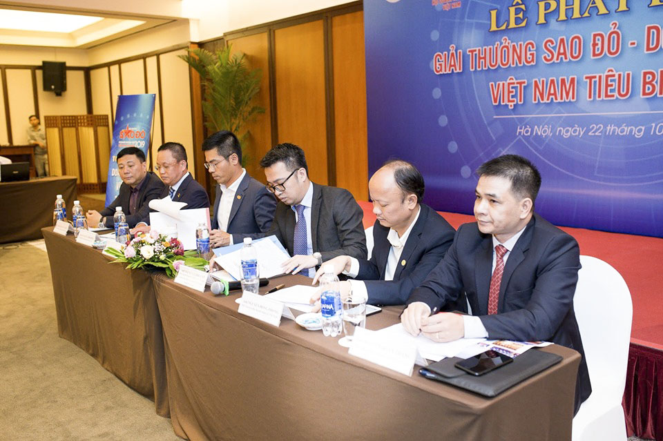 Họp báo phát động chương trình bình chọn Giải thưởng Sao Đỏ - doanh nhân trẻ Việt Nam tiêu biểu 2019
