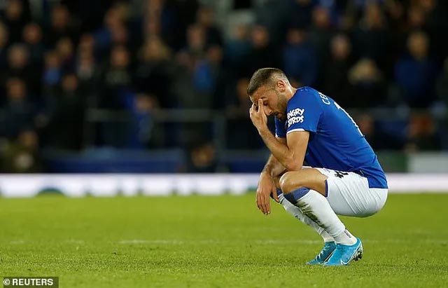 Cenk Tosun cảm thấy trống rỗng sau trận đấu dù anh là tác giả của bàn thắng gỡ hòa cho Everton