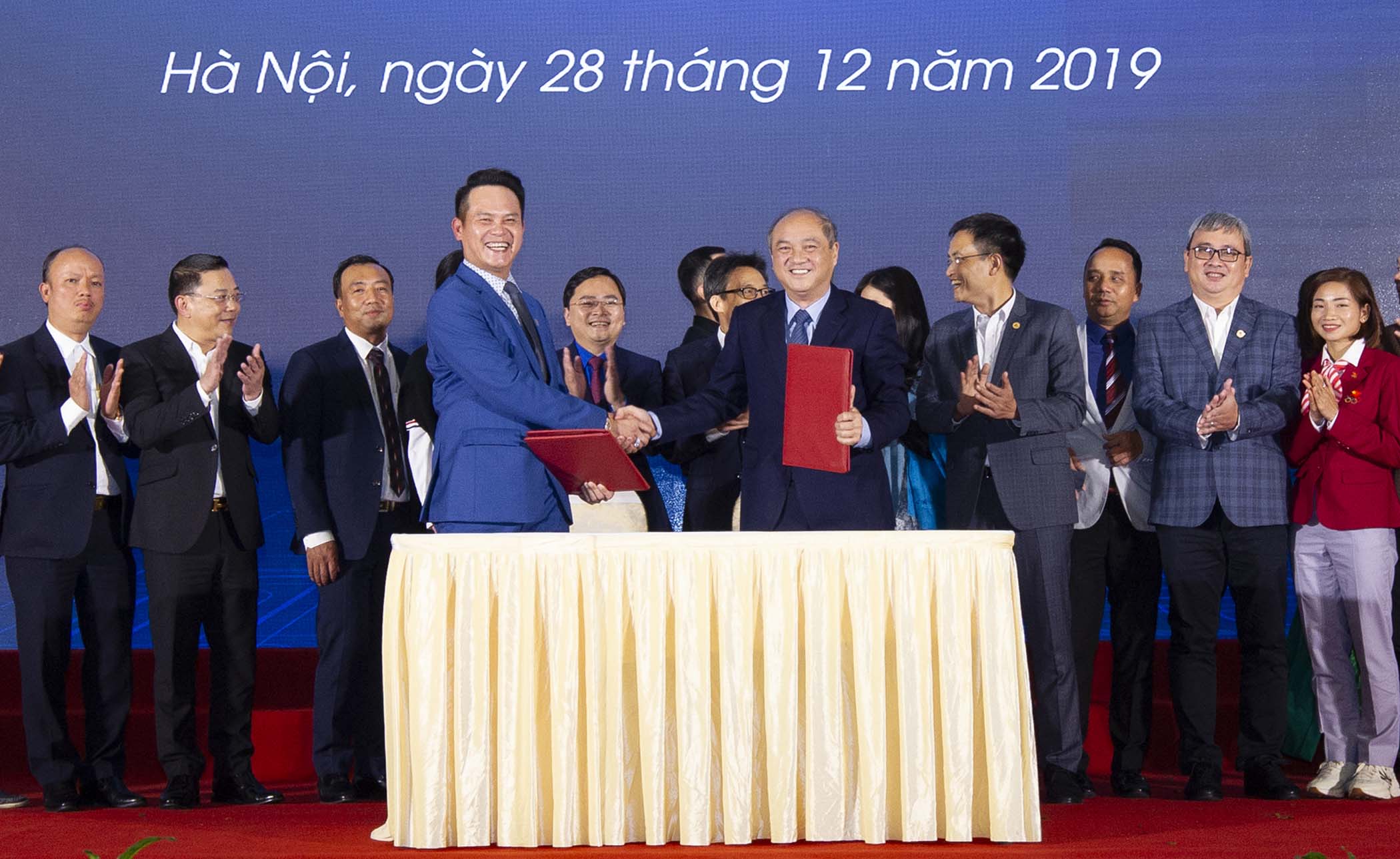 Hội Doanh nhân trẻ Việt Nam ký kết thỏa thuận hợp tác với Tổng cục Thể dục -Thể thao 