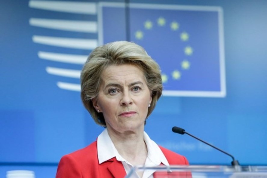 Chủ tịch Ủy ban Châu Âu Ursula Von der Leyen thông báo vaccine có thể sẵn sàng có mặt ở thị trường 