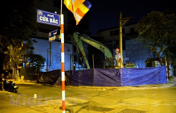 Hà Nội: Tháo dỡ thành công quả bom 'khủng' tại phố Cửa Bắc