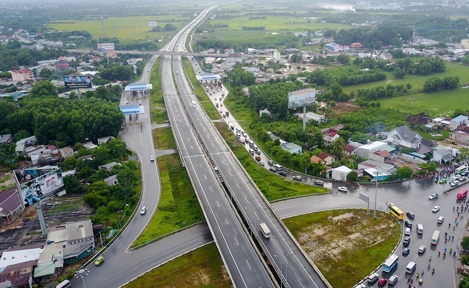 Tuyến cao tốc Bắc - Nam phía Đông: Rõ dần phương án đóng mạch