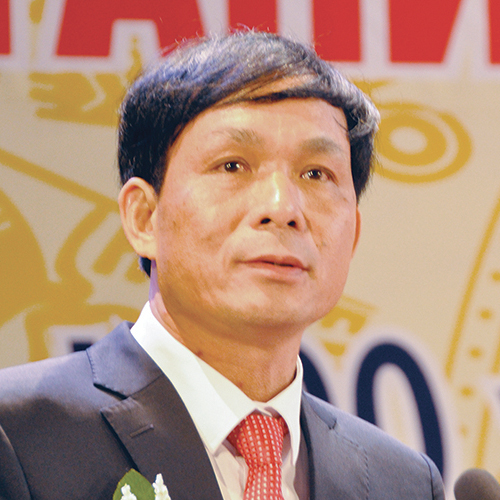 Ông Lương Văn Thư, Chủ tịch HĐQT, kiêm Tổng giám đốc Công ty cổ phần May Đáp Cầu (Bắc Giang)