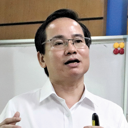 - Ông Nguyễn Huy Tiến,  	Tổng giám đốc Công ty cổ phần Gama Việt Nam
