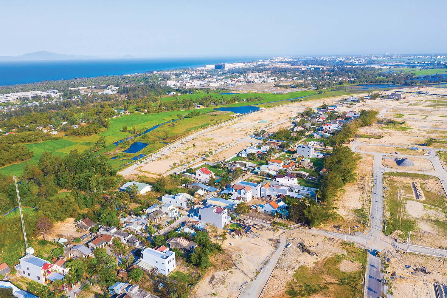 Nhiều Dự án ở Khu đô thị mới Điện Nam - Điện Ngọc triển khai thi công xây dựng khi chưa có quyết định phê duyệt phương án bồi thường hỗ trợ, chưa có quyết định thu hồi đất