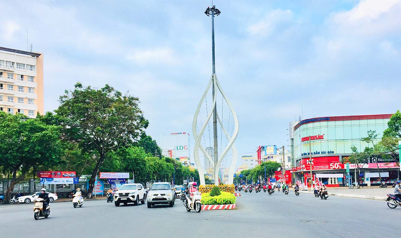 Hệ thống giao thông Cần Thơ đang ngày càng hoàn thiện, góp phần phát triển kinh tế - xã hội địa phương