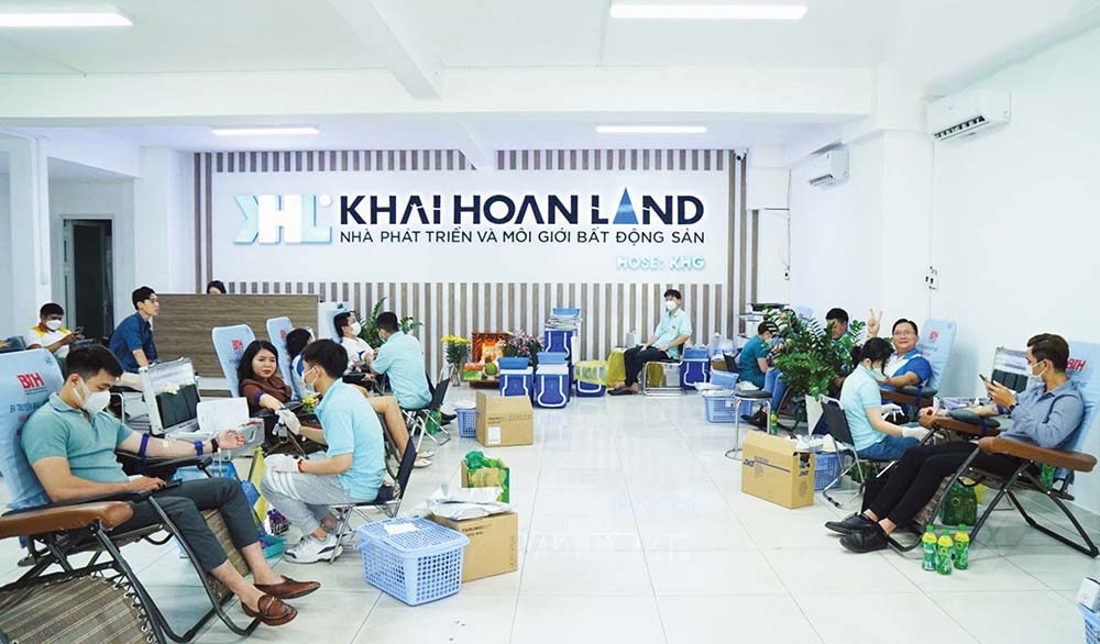 Cán bộ, nhân viên Tập đoàn Khải Hoàn Land tham gia hiến máu tình nguyện đợt tháng 8/2022