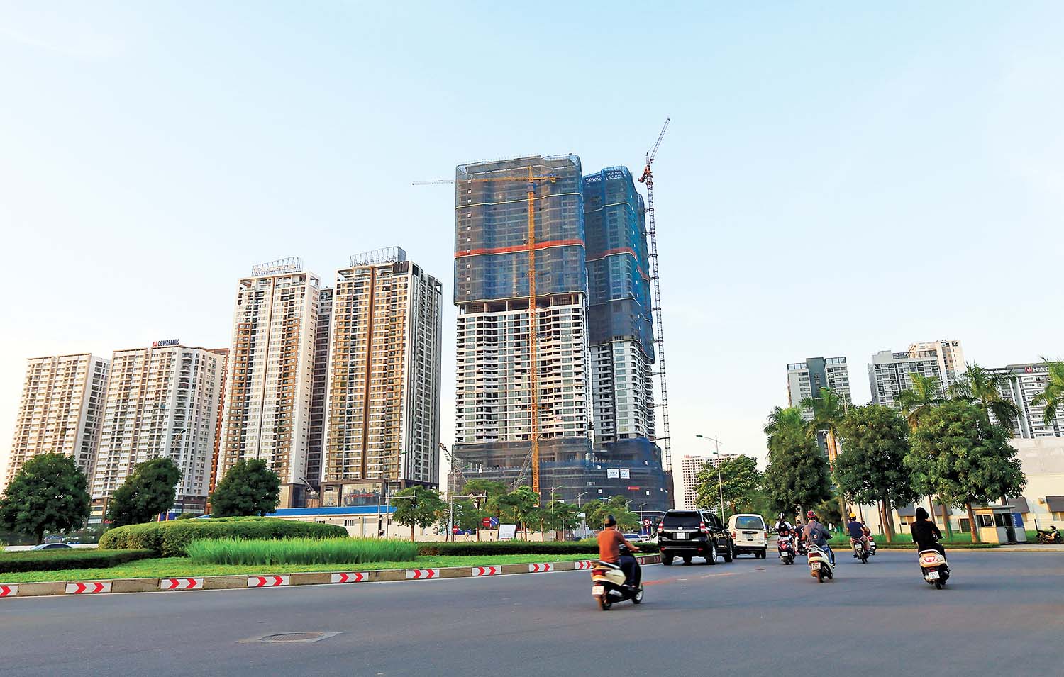 Dù thị trường bất động sản Việt Nam đang gặp khó khăn, nhưng các nhà đầu tư nước ngoài vẫn nhận định còn nhiều dư địa phát triển 	Ảnh: Đức thanh