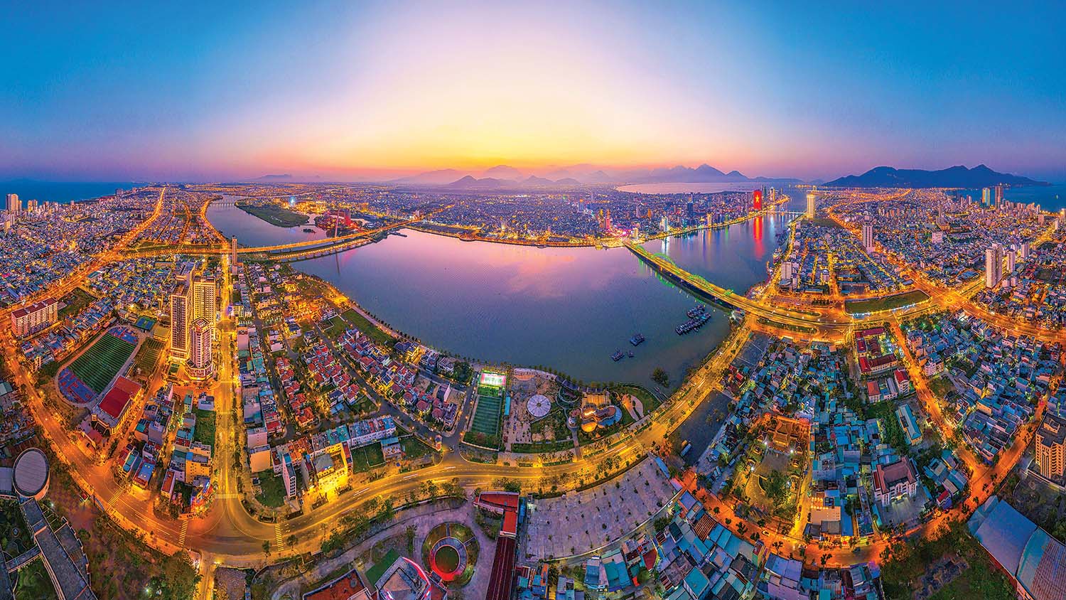 chuyển đổi số góp phần giúp Đà Nẵng trở thành đô thị sinh thái, hiện đại, đáng sống
