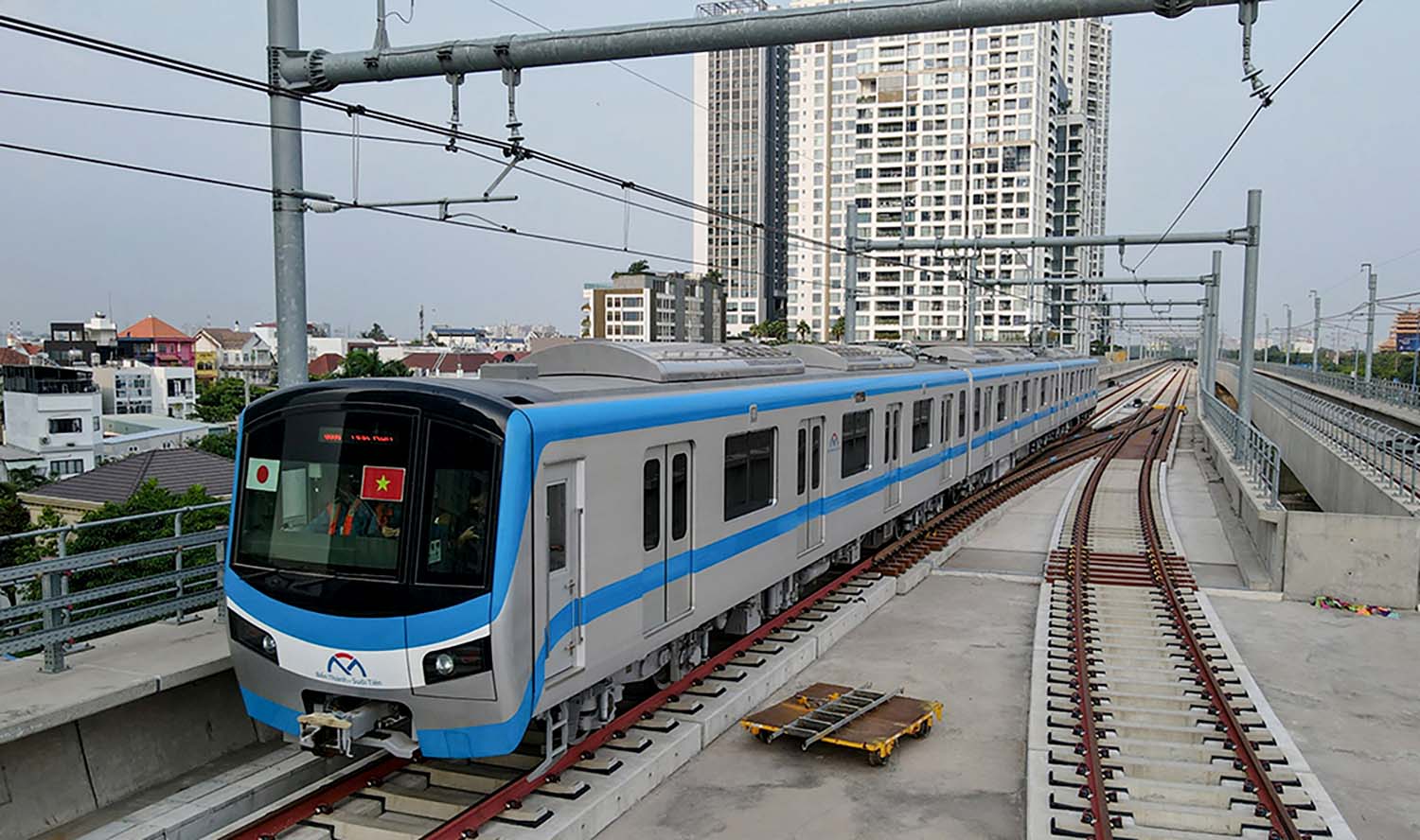 Tuyến metro 1 (Bến Thành - Suối Tiên) mất 16 năm thực hiện, song vẫn chưa vận hành chính thức