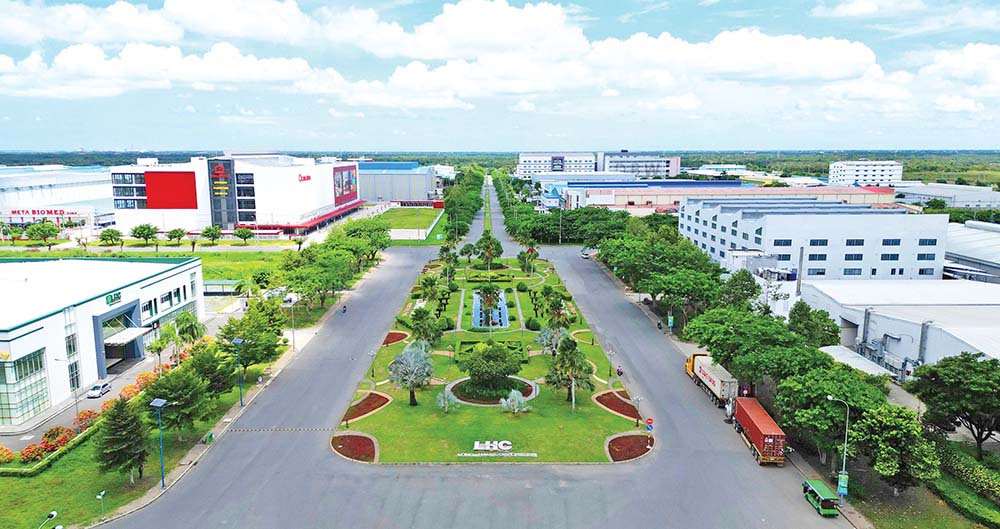 The industrial real estate segment was the brightest spot in the market in the first 6 months of the year. In photo: Long Hau Industrial Park