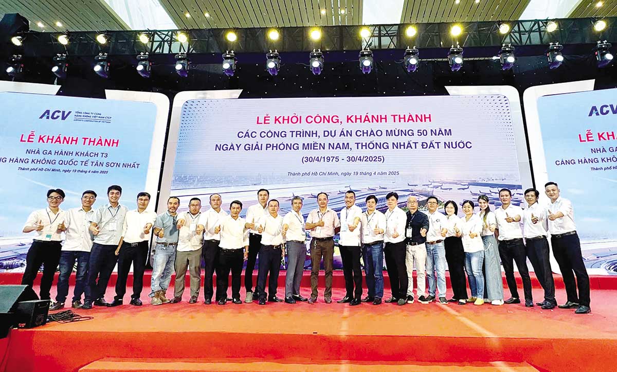 Đội ngũ CONINCO tại Lễ khánh thành Nhà ga hành khách T3, Cảng hàng không quốc tế Tân Sơn Nhất (ngày 19/4/2025) 