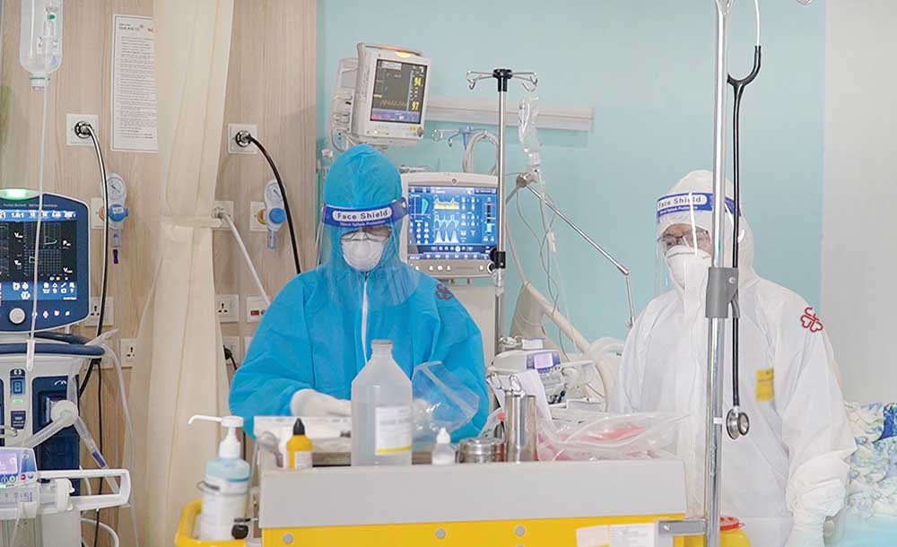 y tế tư nhân ngày càng đóng vai trò quan trọng trong chăm sóc sức khỏe cộng đồng, song còn manh mún