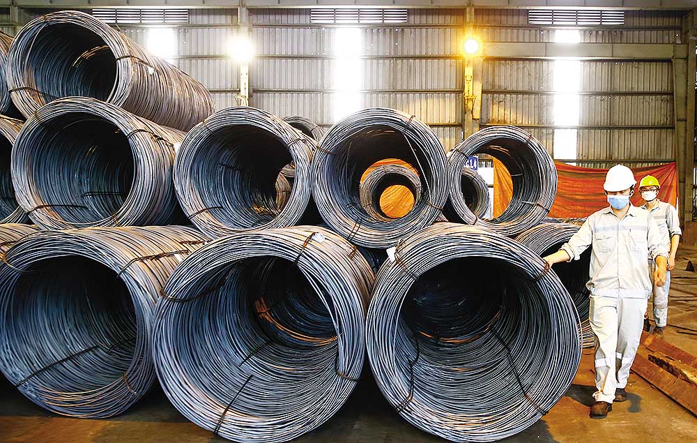 Năng lực sản xuất lớn, ngành thép đã thiết lập được hệ thống nhà mua hàng từ nhiều quốc gia