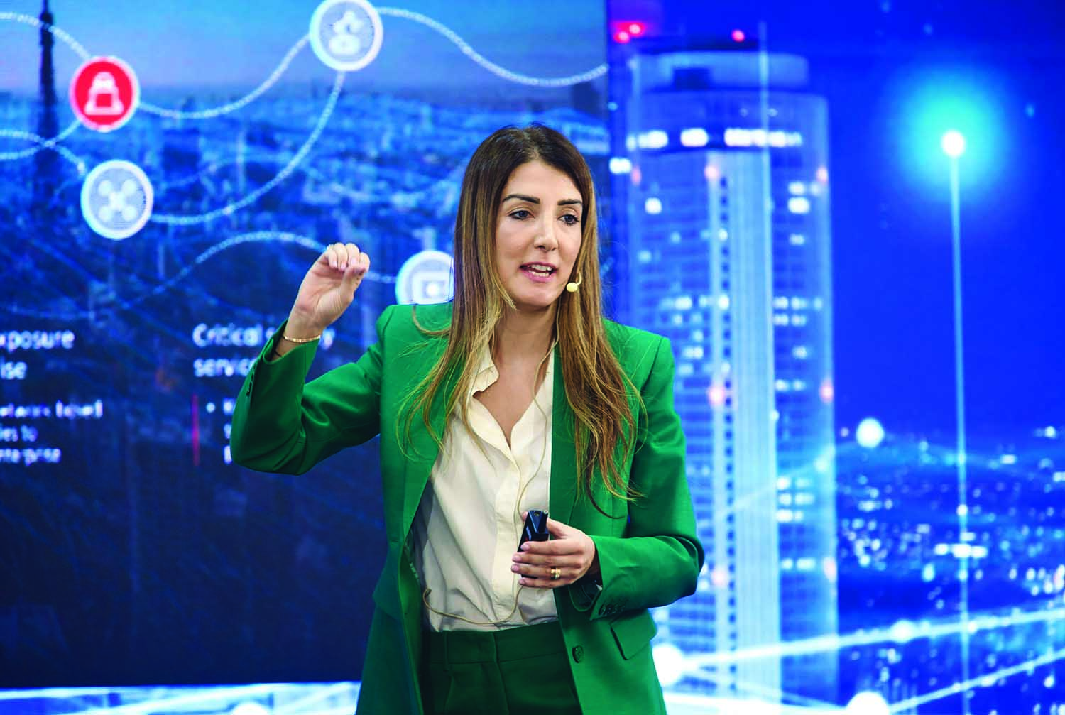 Bà Rita Mokbel, Chủ tịch Ericsson Việt Nam