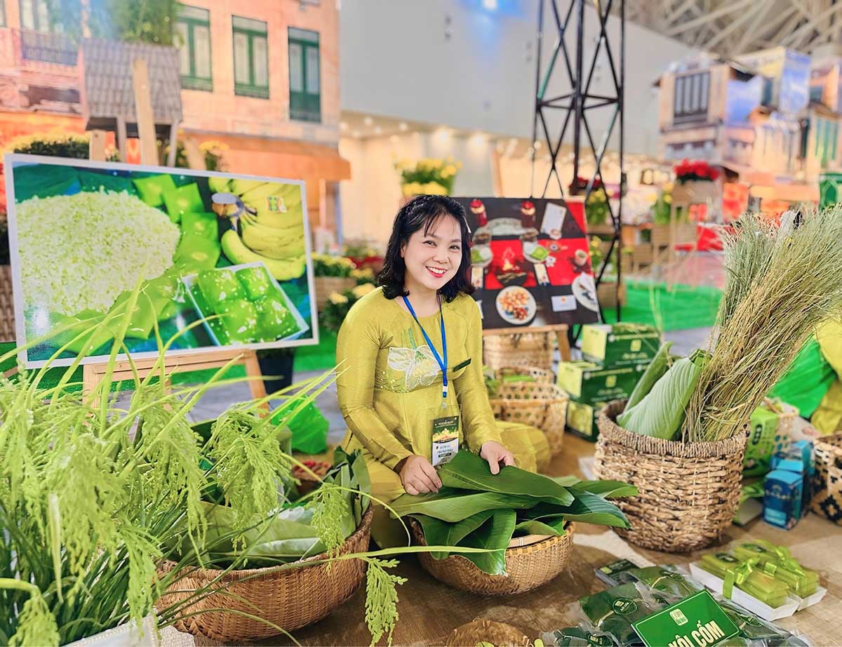  doanh nh&acirc;n Nguyễn Thị Thu Huyền