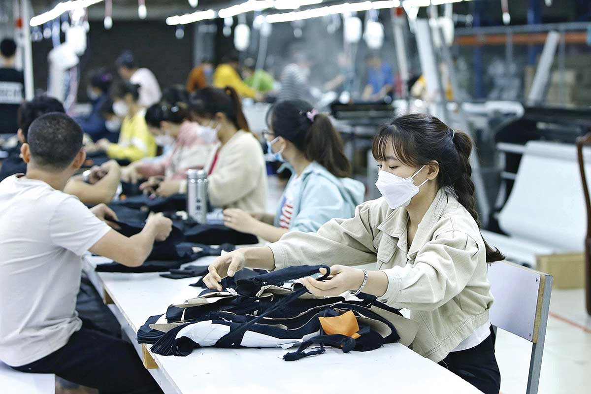 Dệt may là ngành có kim ngạch xuất khẩu lớn, phấn đấu đạt 50 tỷ USD trong năm 2026 (Ảnh: Đức Thanh)