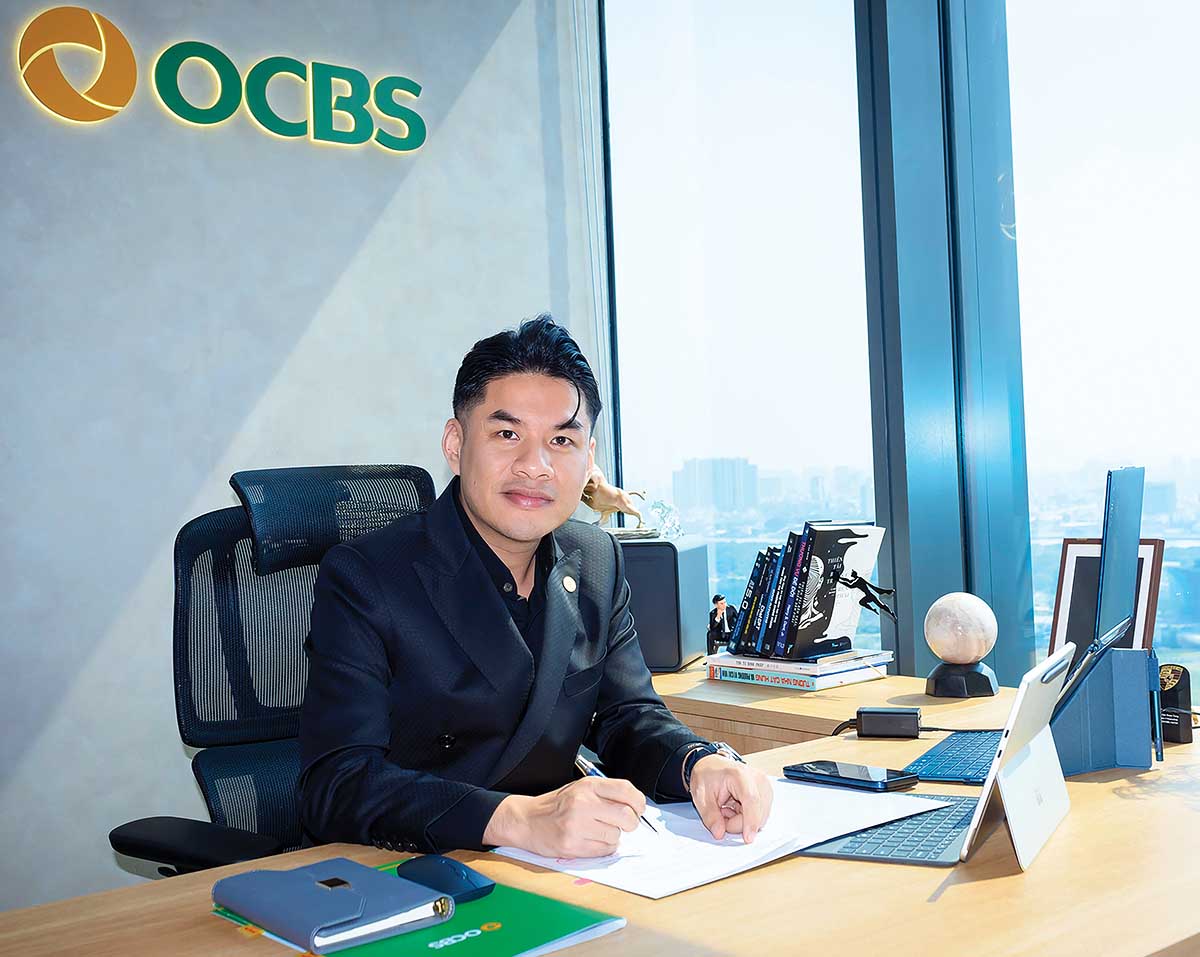 doanh nh&acirc;n Nguyễn Đức Qu&acirc;n T&ugrave;ng, CEO C&ocirc;ng ty cổ phần chứng kho&aacute;n OCBS