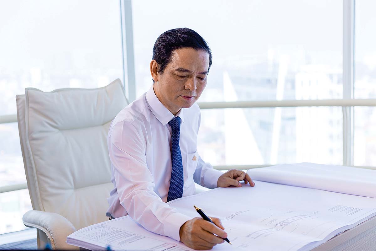 &Ocirc;ng L&ecirc; Viết Hải, Chủ tịch Tập đo&agrave;n X&acirc;y dựng H&ograve;a B&igrave;nh