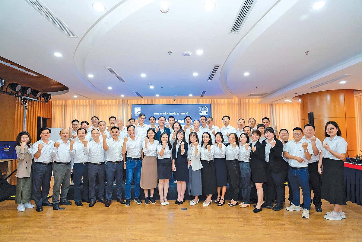 Kh&eacute;p lại năm 2025 với nhiều dấu ấn t&iacute;ch cực, Tập đo&agrave;n Phan Vũ bước sang năm 2026 với một t&acirc;m thế chủ động, tự tin v&agrave; kh&aacute;t vọng bứt ph&aacute; mạnh mẽ