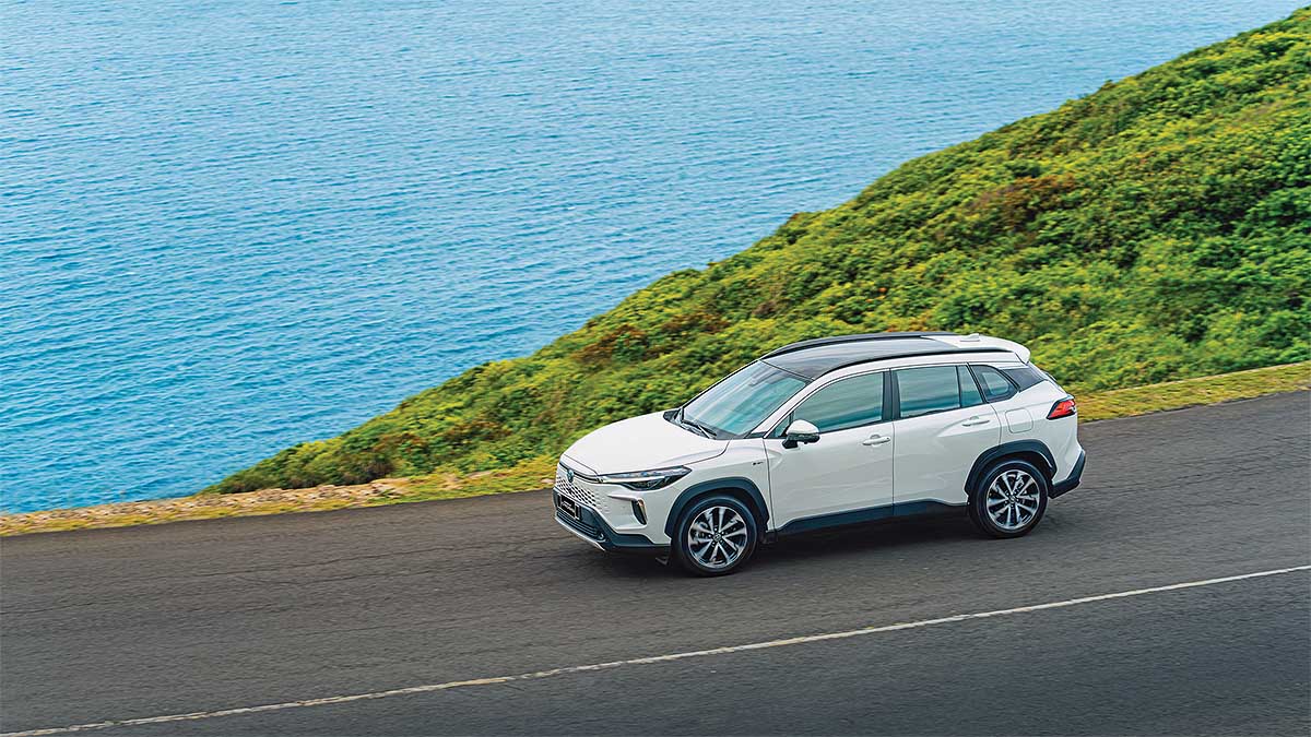 Các dòng xe Hybrid thân thiện với môi trường đang có mức giá rất hấp dẫn nhờ thuế tiêu thụ đặc biệt giảm