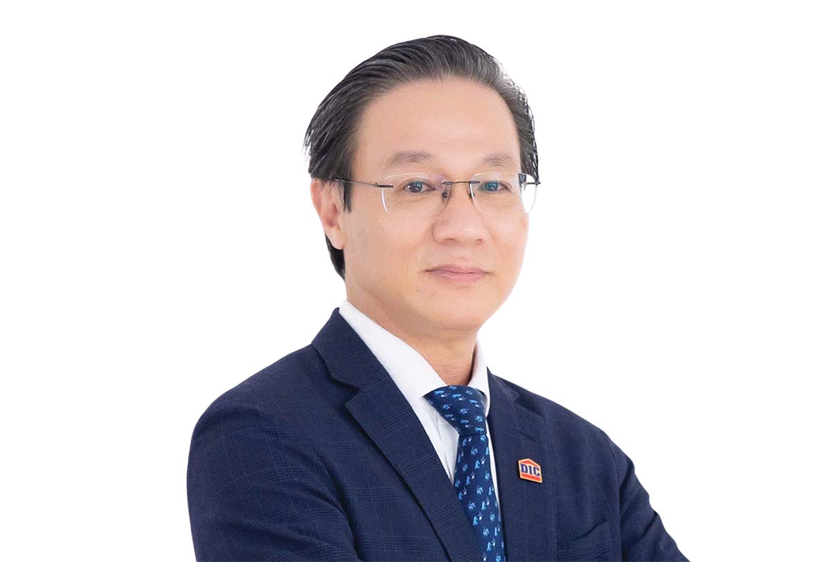 - Ông Đinh Hồng Kỳ, Chủ tịch SACA