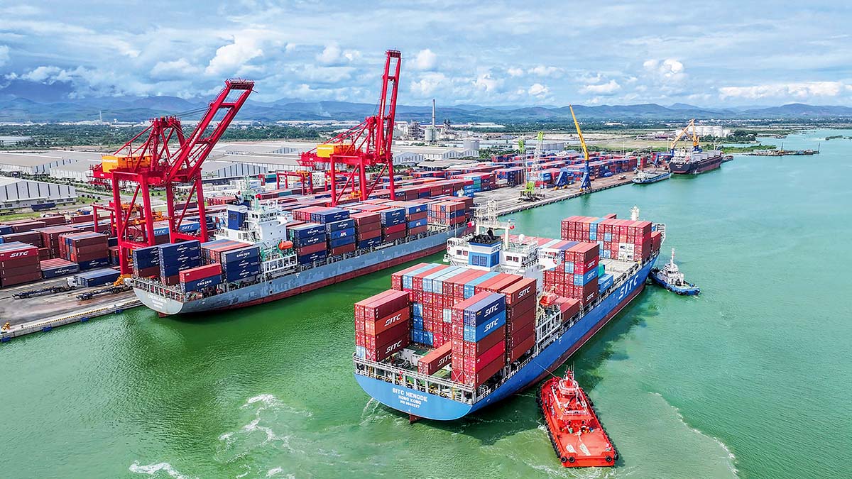 Trong t&igrave;nh h&igrave;nh thuế quan mới, để ứng ph&oacute;, Việt Nam cần chứng minh c&oacute; thể trở th&agrave;nh nơi h&igrave;nh th&agrave;nh cụm năng lực