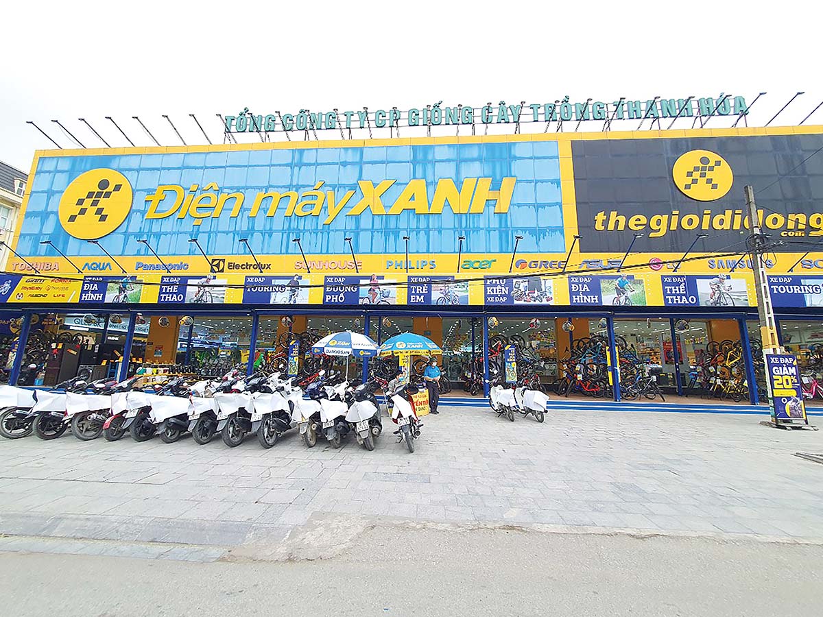 Nhiều doanh nghiệp đặt mục ti&ecirc;u doanh thu v&agrave; lợi nhuận cao trong năm 2026. Trong ảnh: Chuỗi Điện m&aacute;y xanh của CTCP Thế giới Di động đ&atilde; l&ecirc;n kế hoạch IPO v&agrave; đưa cổ phiếu l&ecirc;n ni&ecirc;m yết ngay trong năm nay